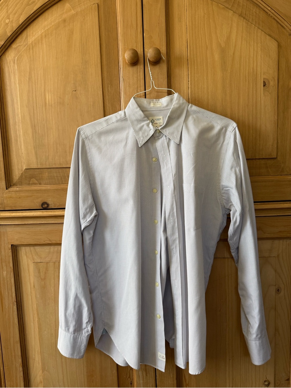 J. Crew Men's 100 percent cotton vintage dress shirt -tiny checked.
